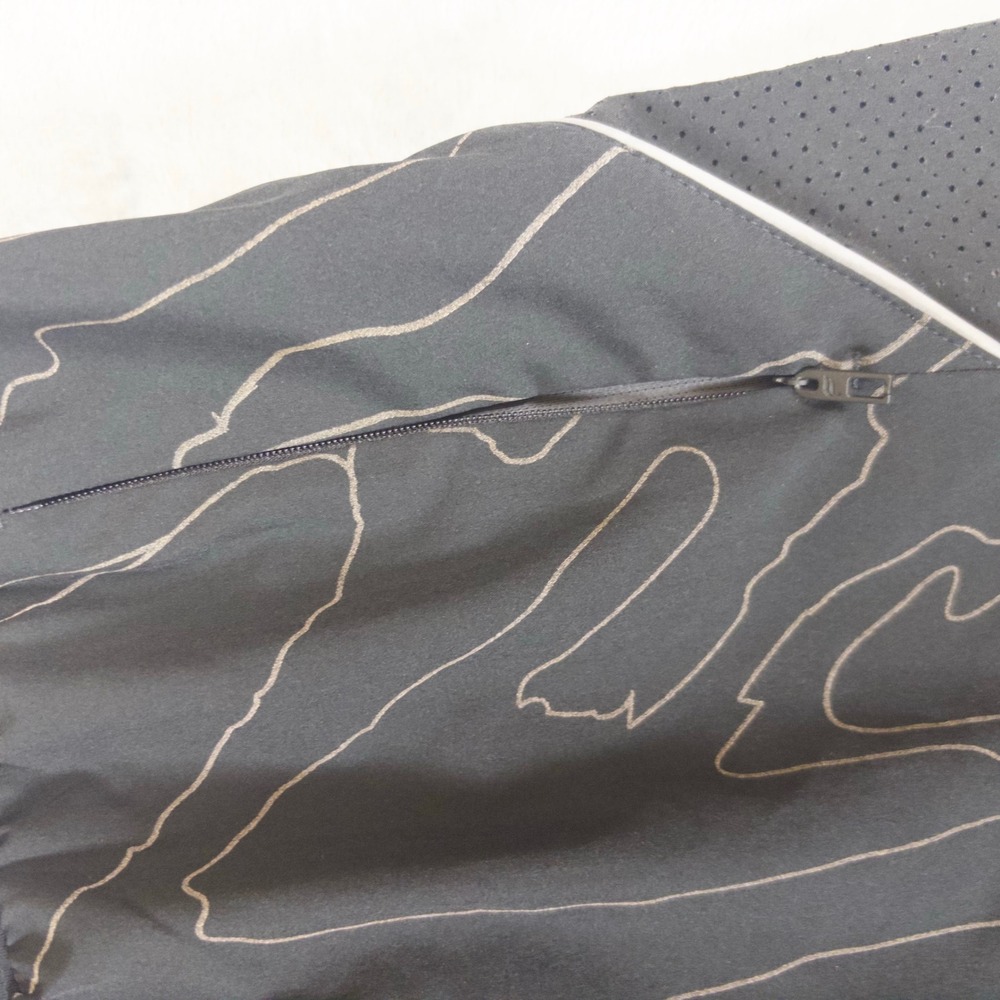 Fabletics 2-in-1 Athletic Shorts Mens Medium Black Topographic Print Gym Running - Picture 4 of 7